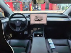Tesla Model Y 2023 Long Range All-Wheel Drive - ფოტო 13