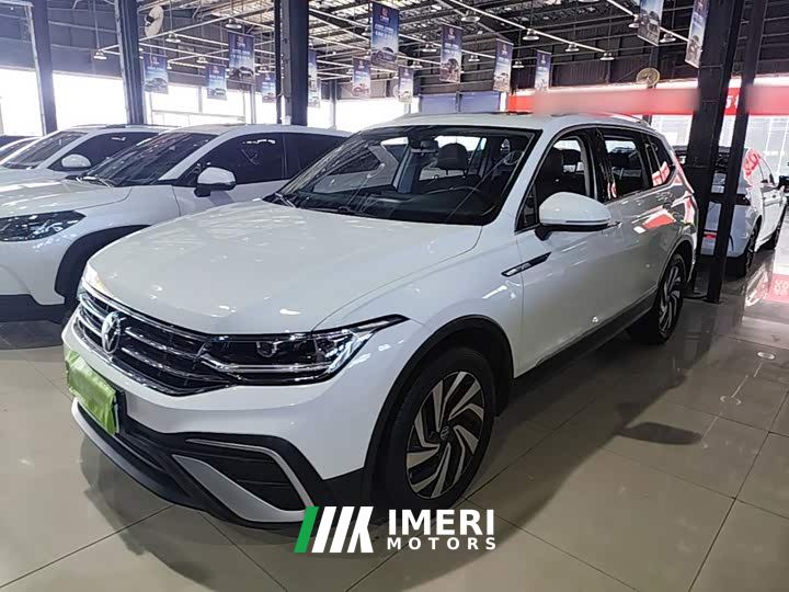 Volkswagen Tiguan L 300TSI Automatic Two-Wheel Drive Smart Comfort Edition