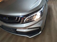 Geely Emgrand X3 2020 1.5L CVT Luxury - ფოტო 15