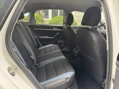 Volkswagen Lavida 1.5L Automatic Deyi Edition - ფოტო 13