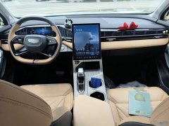 Geely Boyue L 1.5TD DCT Luxury - ფოტო 13