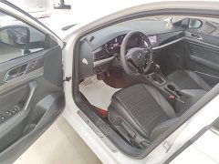 Volkswagen Lavida 1.5L Automatic Comfort - ფოტო 16