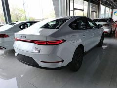 BYD Qin PLUS 2025 DM-i Smart Drive 128KM Entry-Level - ფოტო 7