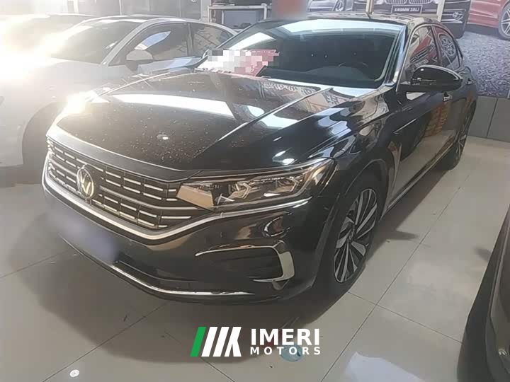 Volkswagen Passat Facelift 330TSI Luxury - ავტომობილი ჩინეთიდან