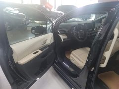 Toyota Sienna 2023 2.5L Hybrid Premium Edition - ფოტო 16