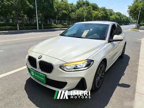 2023 BMW 1 Series 120i M Sport - ავტომობილი ჩინეთიდან