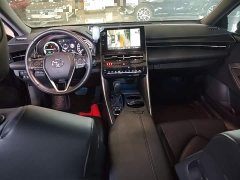 Toyota Avalon 2022 Hybrid 2.5L Luxury - ფოტო 10