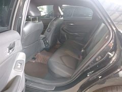Toyota Avalon 2022 Hybrid 2.5L Luxury - ფოტო 17