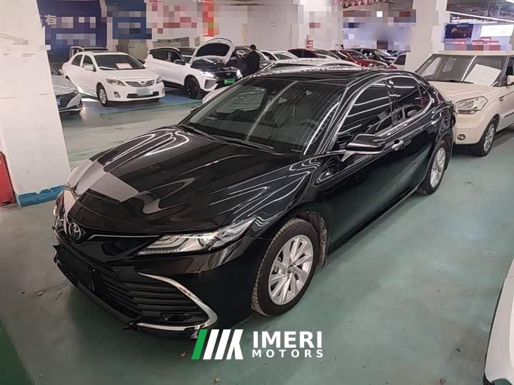 Toyota Camry 2.0G Luxury