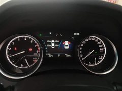 Toyota Camry 2.0G Luxury - ფოტო 10