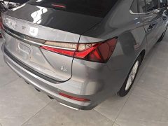 SAIC MG i5 2023 1.5L CVT Luxury - ფოტო 8