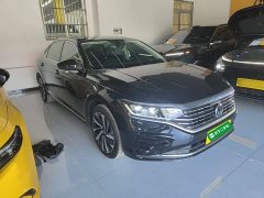 Volkswagen Passat 330TSI Elite - ფოტო 4