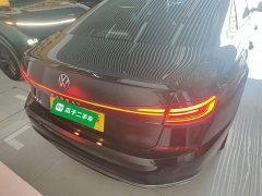 Volkswagen Passat 330TSI Elite - ფოტო 6
