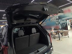 Cadillac XT6 2.0T 7-Seat 4WD Luxury Standard Edition - ფოტო 19