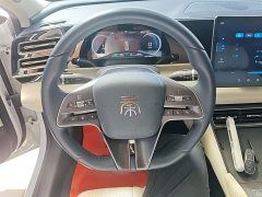 BYD Qin L DM-i 120KM Leading Edition - ფოტო 11