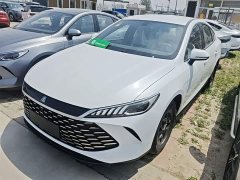 BYD Qin PLUS 2025 DM-i Smart Drive 128KM Entry-Level - ფოტო 1