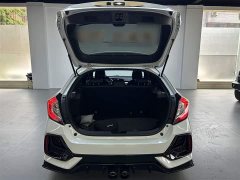 Honda Civic 2021 Hatchback 220 Turbo CVT Sharp Control - ფოტო 17