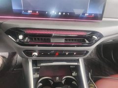 BMW 3 Series 325Li M Sport Package - ფოტო 13