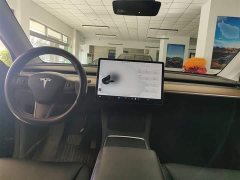 Tesla Model Y Standard Range RWD - ფოტო 12