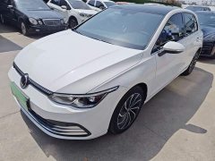 Volkswagen Golf 2021 280TSI DSG Pro - ფოტო 2