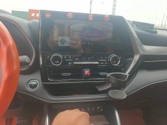 Toyota Crown Venza 2.5L HEV AWD Luxury - ფოტო 9