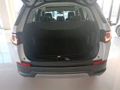 Land Rover Discovery Sport 200PS Family Edition 5-seater - ფოტო 12