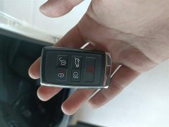 Land Rover Discovery Sport 200PS Family Edition 5-seater - ფოტო 14