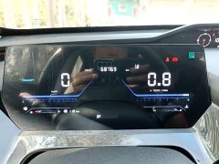 Changan Oushang Z6 Blue Whale 1.5T DCT Smart Premium Edition - ფოტო 12