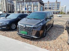 Buick GL8 Land Business Class Comfort Edition - ფოტო 2