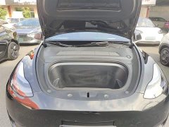 Tesla Model Y Rear-Wheel Drive - ფოტო 10