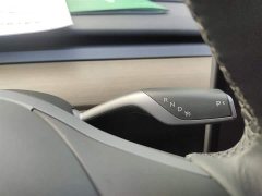 Tesla Model Y Rear-Wheel Drive - ფოტო 6