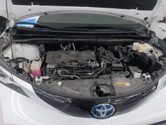 Toyota Sienna 2021 2.5L Hybrid Luxury - ფოტო 16
