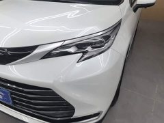 Toyota Sienna 2021 2.5L Hybrid Luxury - ფოტო 18