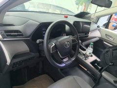 Toyota Sienna 2021 2.5L Hybrid Luxury - ფოტო 6