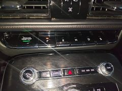 Lincoln Explorer 2.0T AWD Premium - ფოტო 10