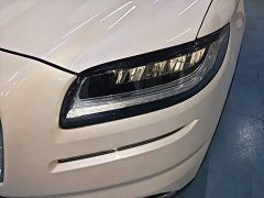 Lincoln Explorer 2.0T AWD Premium - ფოტო 18