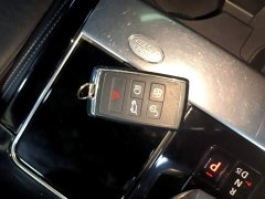 Land Rover Range Rover Velar 250PS Gloss Black Collector's Edition - ფოტო 18