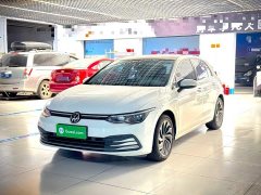 Volkswagen Golf 2021 280TSI DSG Pro - ფოტო 2