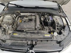 Volkswagen Golf 200TSI DSG - ფოტო 16