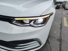 Volkswagen Golf 200TSI DSG - ფოტო 18