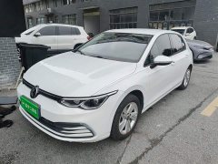 Volkswagen Golf 200TSI DSG - ფოტო 2