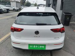 Volkswagen Golf 200TSI DSG - ფოტო 4