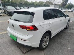 Volkswagen Golf 200TSI DSG - ფოტო 5