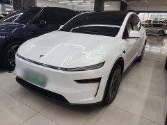 Tesla Model Y L Long Range All-Wheel Drive - ფოტო 1