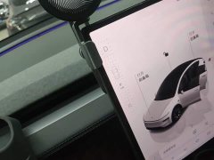 Tesla Model Y L Long Range All-Wheel Drive - ფოტო 10