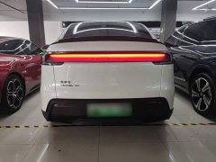 Tesla Model Y L Long Range All-Wheel Drive - ფოტო 4
