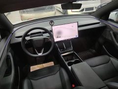 Tesla Model Y L Long Range All-Wheel Drive - ფოტო 6