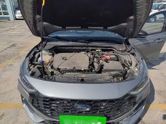 Ford Focus Sedan EcoBoost 180 Automatic ST Line - ფოტო 20
