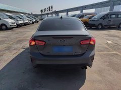 Ford Focus Sedan EcoBoost 180 Automatic ST Line - ფოტო 6