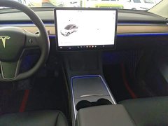 Tesla Model Y Standard Range RWD - ფოტო 13